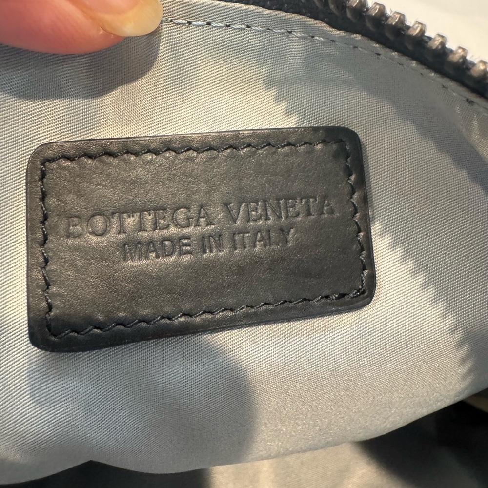 Authentic Bottega Veneta Chic Black and Gray Cosmetic Bag - Picture 10 of 13